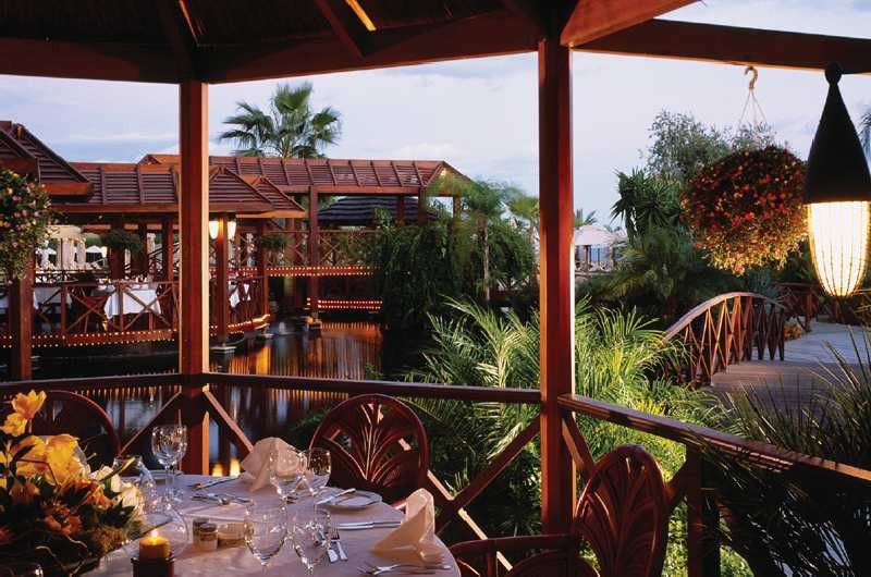 Four Seasons Hotel Agios Tychonas Restaurant photo